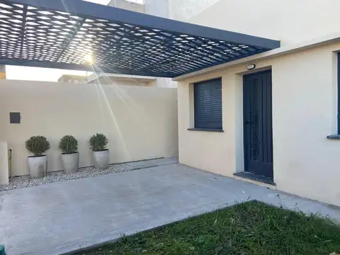 Casa en Venta en Villa Elvira