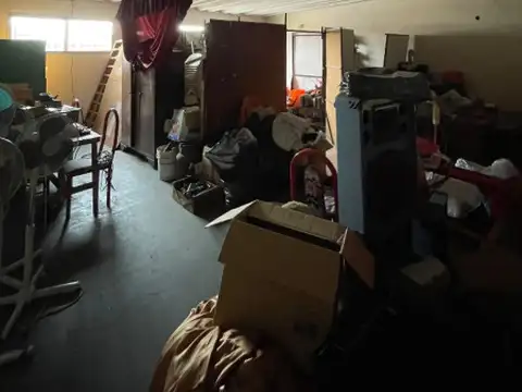 Local en Alquiler Via Púb.