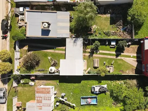 VENTA CASA 1 DORMITORIO+QUINCHO CON PATIO TANDIL