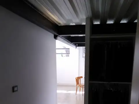 Depto Tipo Casa en Alquiler con 1 cocheras