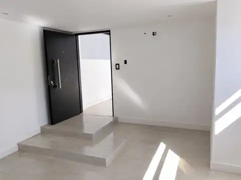 Constitucion 4300, Piso PB