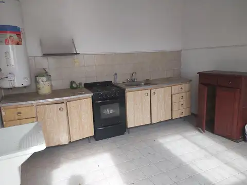 General Hornos 4200, Piso 1