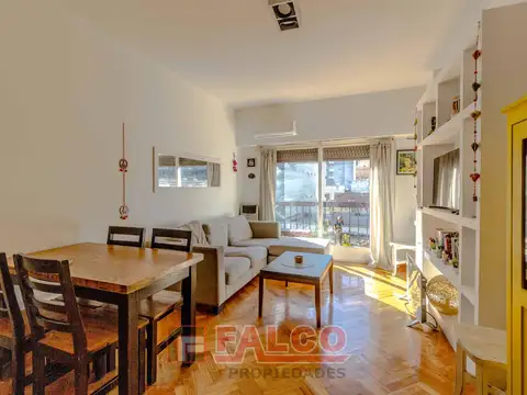 Donato Alvarez y Rivadavia - 4 ambientes con balcon - reciclado