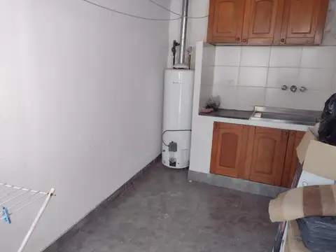 Depto Tipo Casa en Venta con 1 cocheras