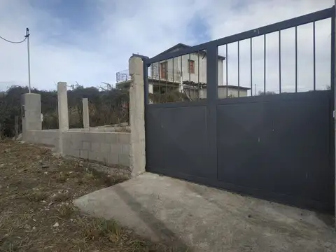 VENTA LOTE VILLA SILVINA SALSIPUEDES 300M2 MEJORAS