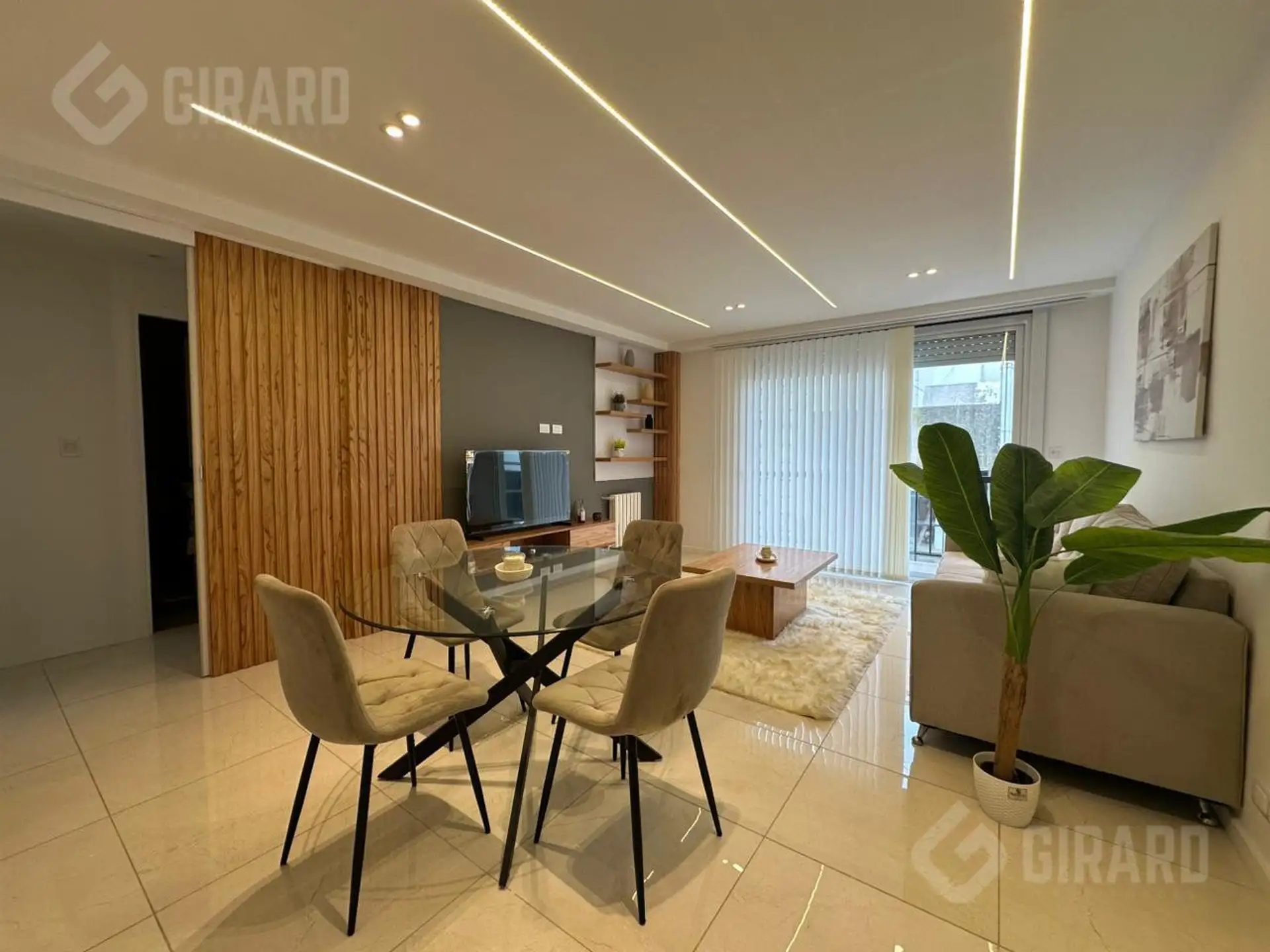 Depto 3 amb, 68m² con balcón — Centro