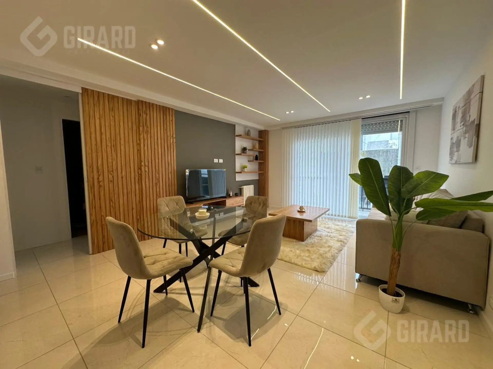 Depto 3 amb, 68m² con balcón — Centro