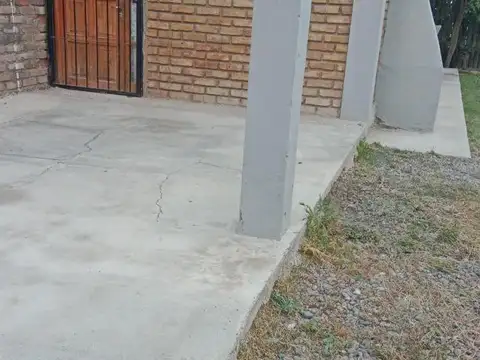 Casa en Venta con 1 cochera