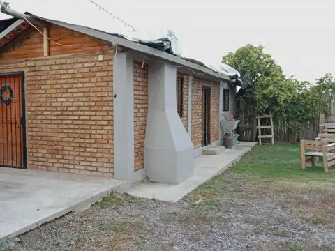 Casa en venta - 2 Dormitorios 1 Baño - Departamento - 4.950Mts2 - Mendoza