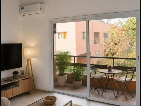Alquiler Loft en Dúplex con Parrilla Propia, Cochera Cubierta y Piscina en Las Recovas Pilar