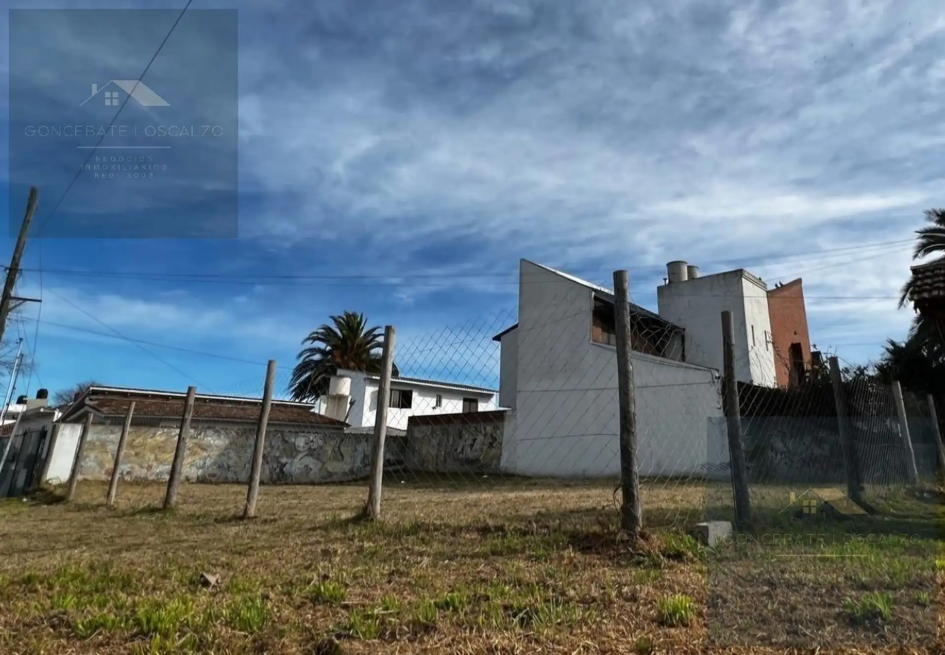 Terreno en venta zona Caisamar