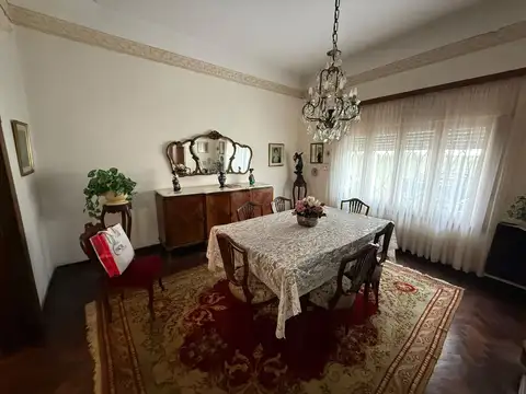 Depto Tipo Casa en Venta con 1 cocheras