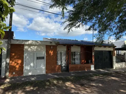 VENTA CASA VILLA CONSTITUCION OPORTUNIDAD