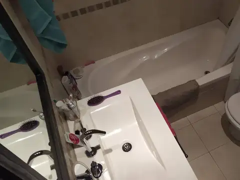 Depto Tipo Casa 5 ambientes con 4 baños