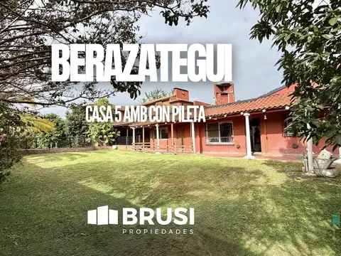 CASA EN VENTA BERAZATEGUI AMPLIO PARQUE Y PISCINA