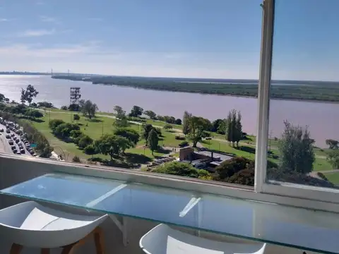 Departamento vista franca al rio