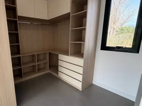 Casa en Venta al Oeste