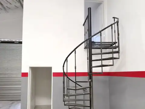 Galpon en Alquiler 8,66  mts Frente