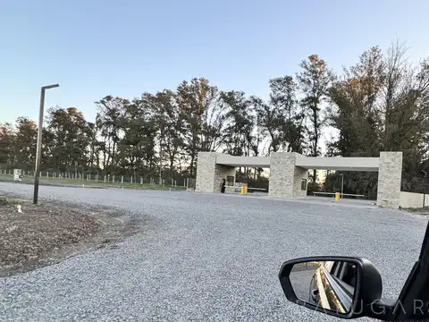 Terreno en Venta 25  mts Fondo