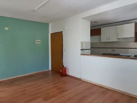 VENTA DEPARTAMENTO 3 AMB BERNAL CENTRO