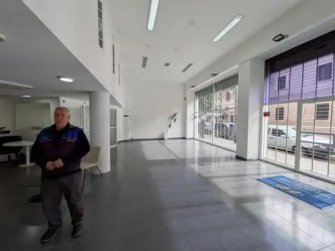 Depósito, Galpón, Local Comercial y Terreno. en Almagro