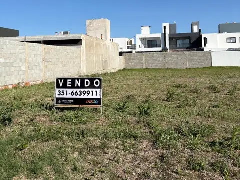 LOTE EN DOCTA BOULEVARD