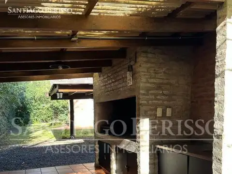 Quinta en Venta en Campana, USD 198.000