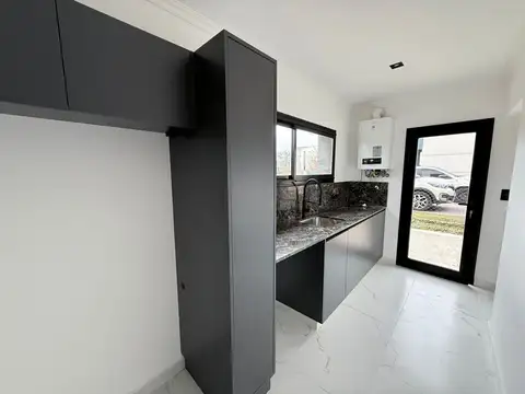 Casa en Venta en Presidente Derqui, USD 252.000