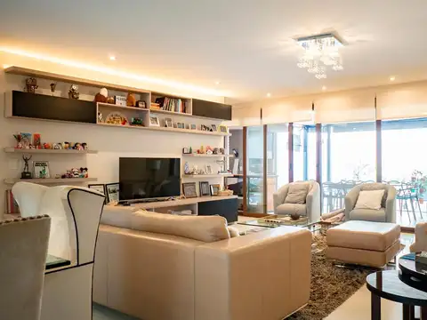Depto Tipo Casa en Venta de 7 ambientes