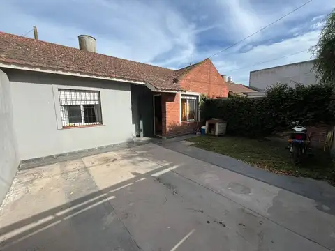 VENTA CASA 4 AMBCON JARDIN, BARRIO UCIP MDP