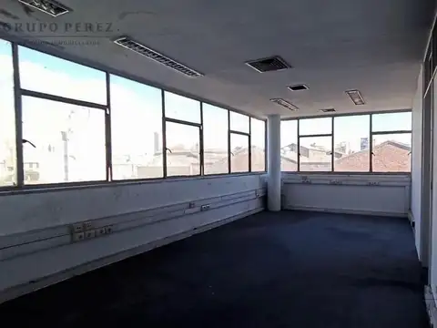 Oficina en Alquiler 40 años