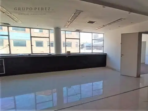 Oficina en Alquiler en Boca, USD 2.500