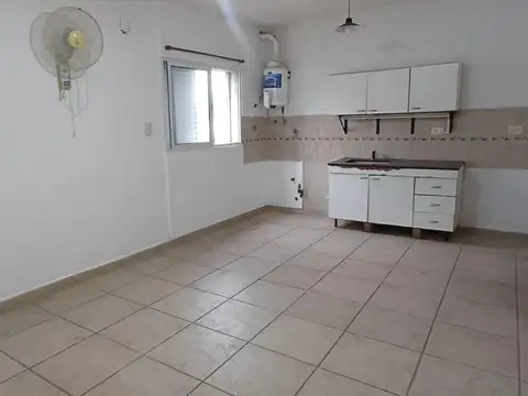 Departamento en Alquiler en San Martin, $ 380.000