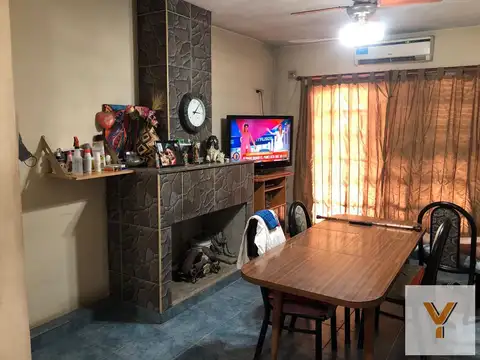 Casas y galpón en venta - 2 dormitorios 1 baño c/u - 350 mts2 - Boulogne