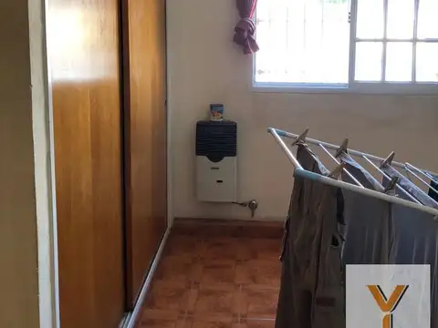 Casas y galpón en venta - 2 dormitorios 1 baño c/u - 350 mts2 - Boulogne