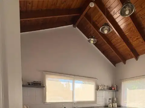 Casa en alquiler amueblada en El Recodo con pileta