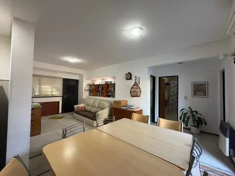 Casa en Venta en La Plata [Cod: ]