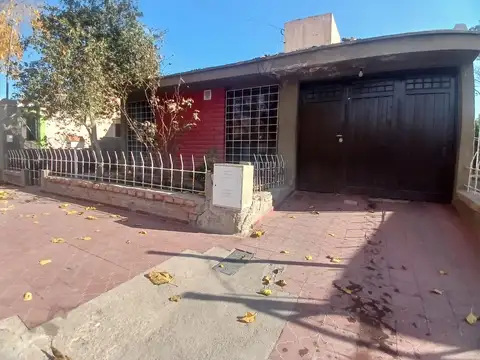 Casa en Venta en Godoy Cruz, USD 50.000