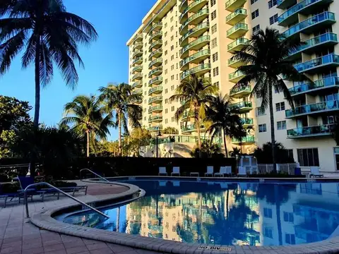 19390 Collins Ave , Sunny Isles Beach Beach,
