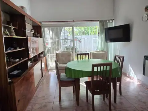 Depto Tipo Casa en Venta de 2 dormitorios