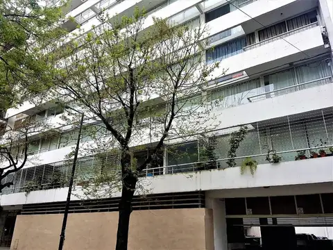 Venta Cochera en Edificio