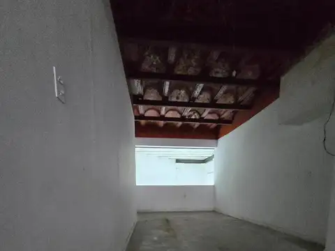 Local en Alquiler 100 años