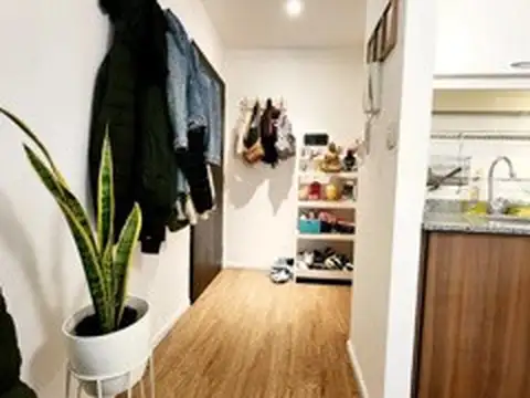 Av. Juan de Garay 385 100