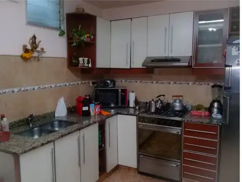 Depto Tipo Casa en Venta de 4 ambientes
