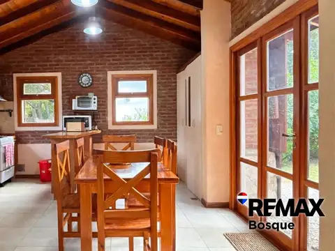 VENTA CASA VALERIA DEL MAR 4 AMBIENTES