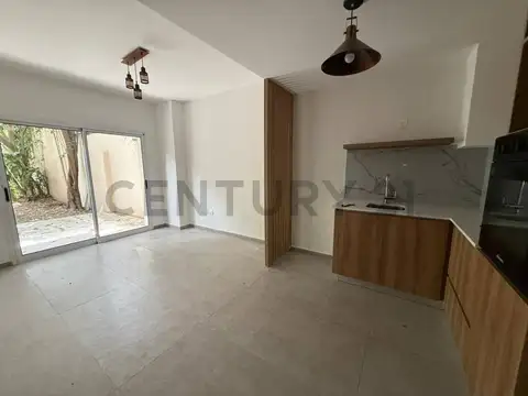 PH 1 dormitorio con  jardin  en 11 e/ 44 y 45