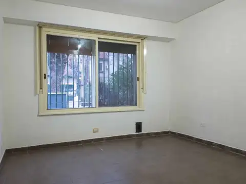 Casa 6 ambientes con 3 baños