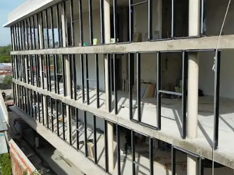 Oficina en  Venta en Parque Leloir