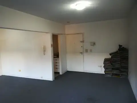 Oficina en venta en Monserrat