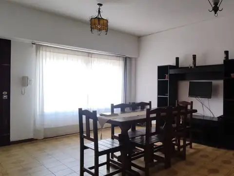 Depto Tipo Casa en Venta al Este